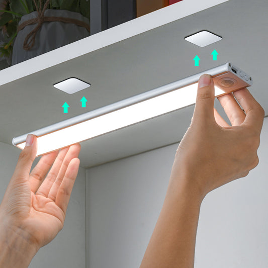 Light bar with motion detector